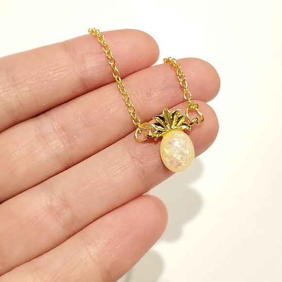 New Tiny Gold Opal-like Pineapple Necklace - Picture 11 of 11